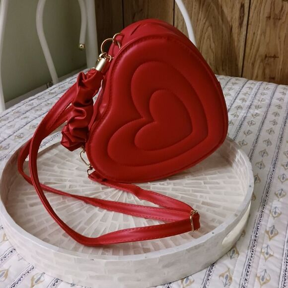 Red Heart Shaped Crossbody Bag, Y2K Novelty Shoulder Bag, Purse, Tote - Picture 2 of 12